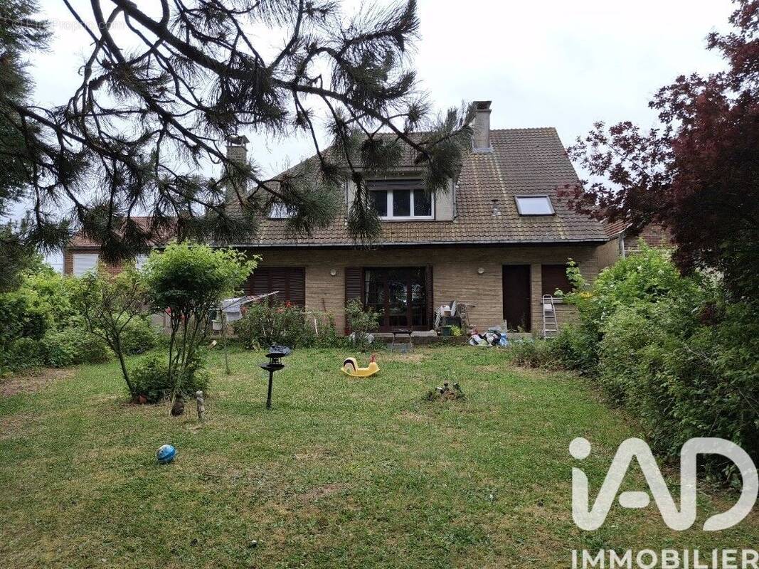 Photo 1 - Maison à LA COUTURE