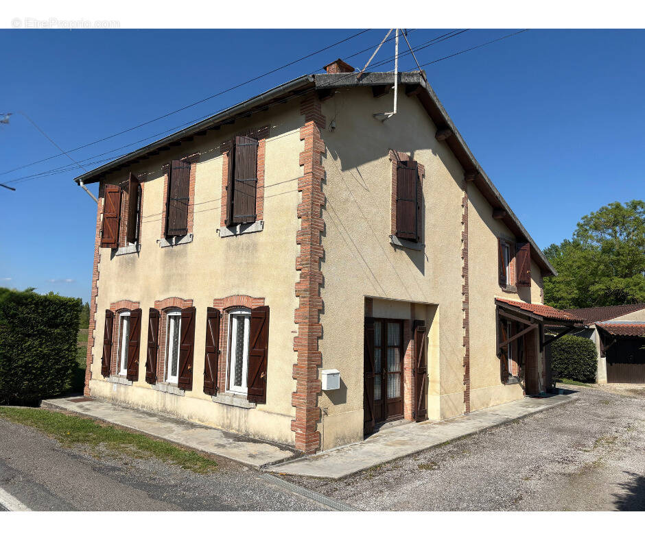 Maison à BLAN