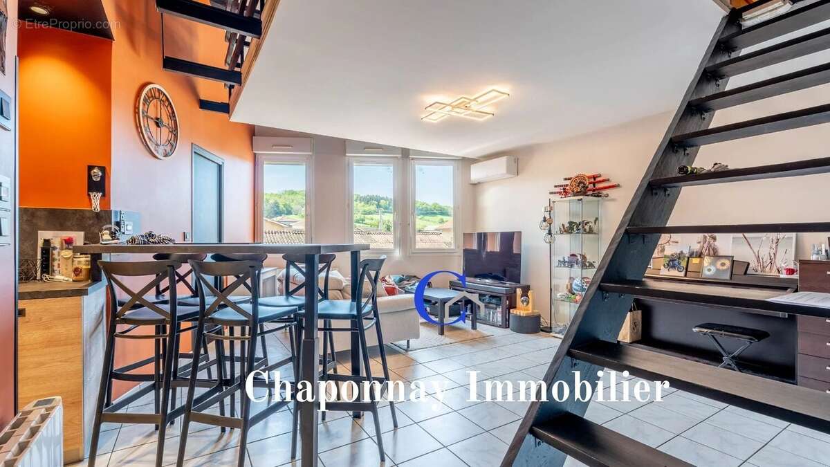 Appartement à MARENNES