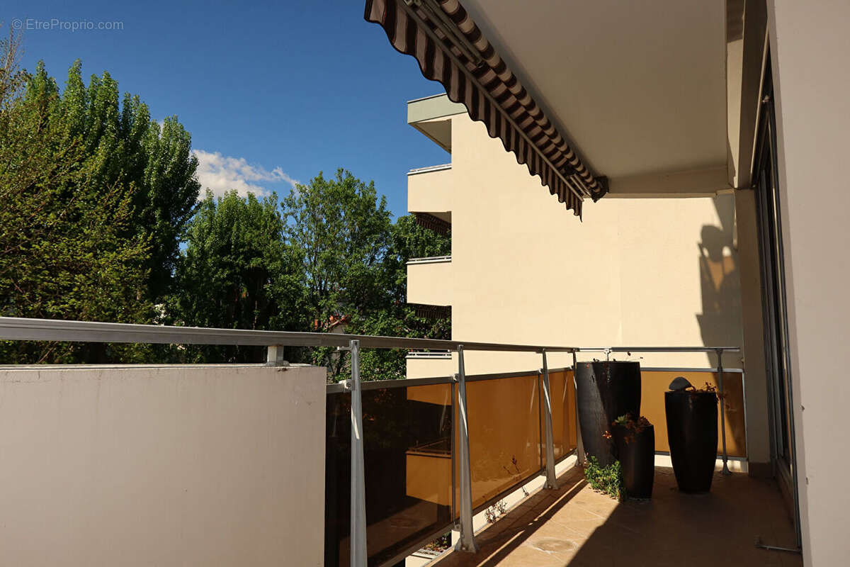 T4 - terrasse, garage, cave et parking - photo 6