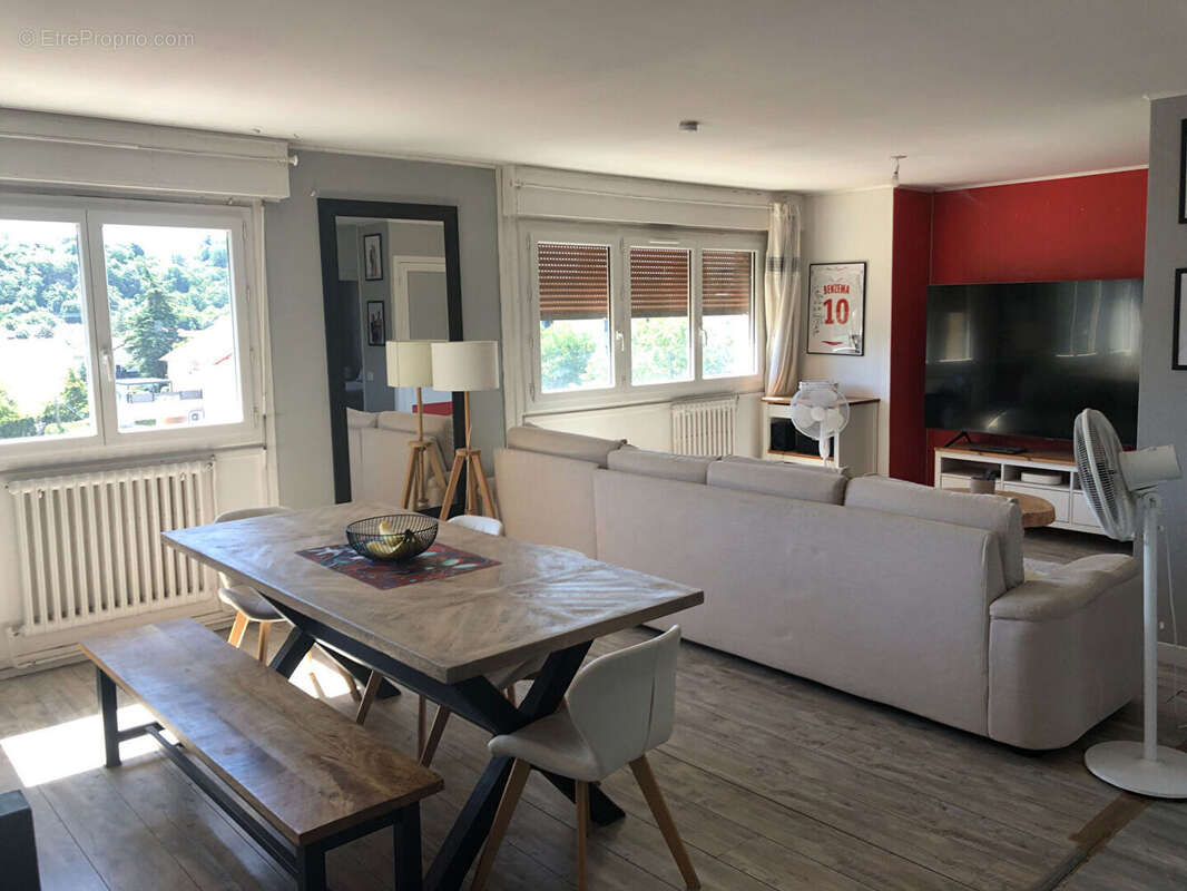 Appartement Feyzin 5 pièce(s) 90 m2 - photo 2