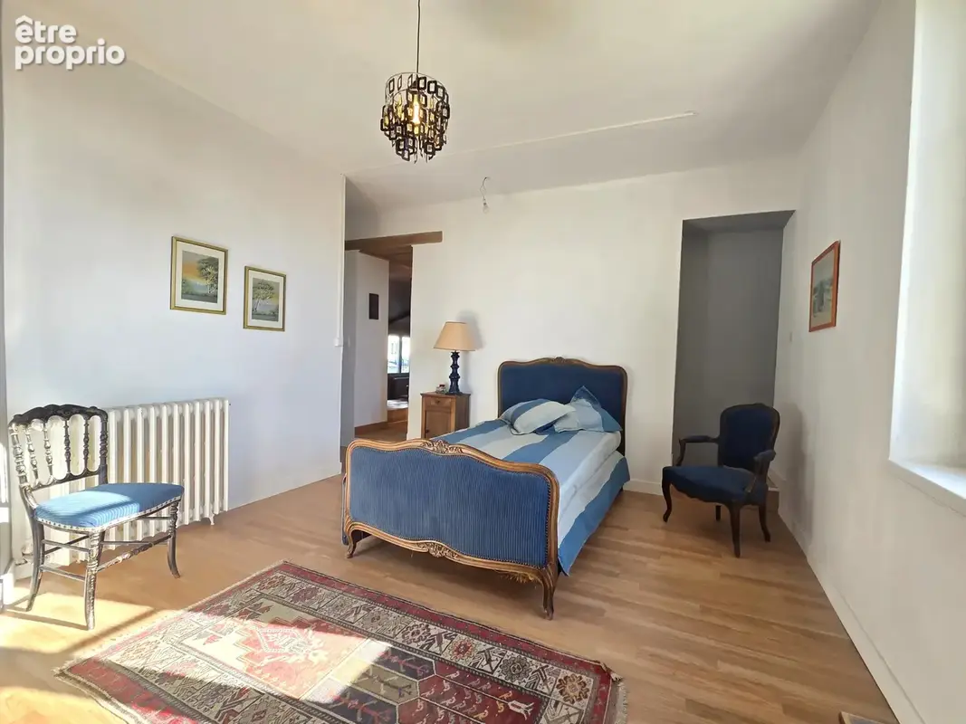 Maison familiale avec dépendance et jardin à Bayeux - photo 13
