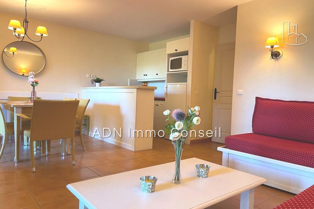 Appartement à MALLEMORT