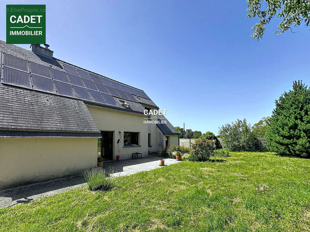 Maison 139 m² à Saint-Pierre-Langers  - photo 3