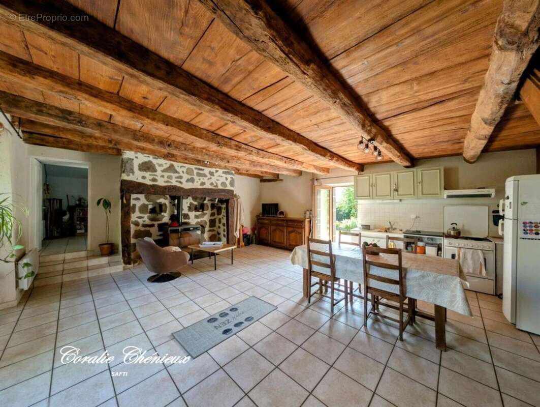 Photo 2 - Maison à MAURIAC