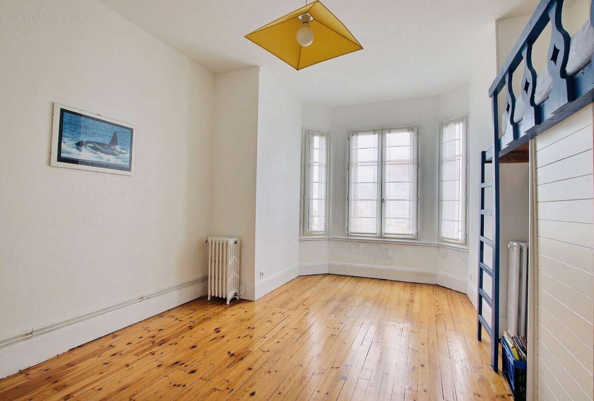 Maison à CLERMONT-FERRAND