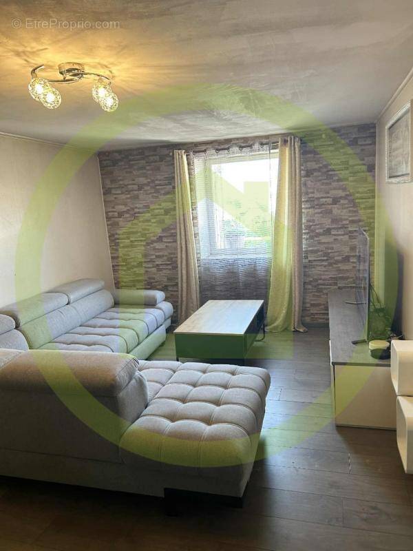 Appartement à AUDUN-LE-TICHE