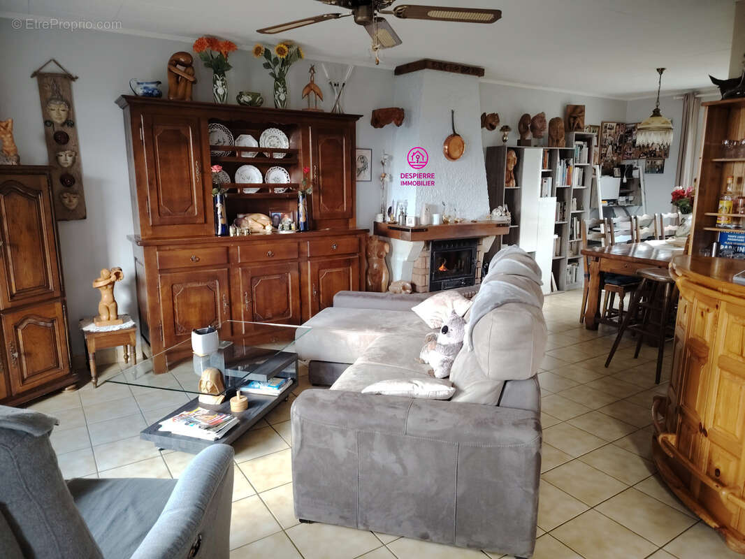 Maison à SALAISE-SUR-SANNE