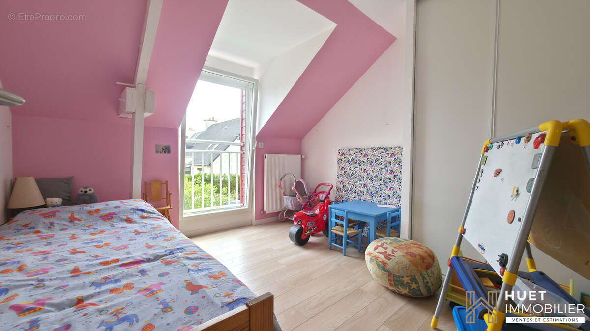 Maison à CHARTRES-DE-BRETAGNE