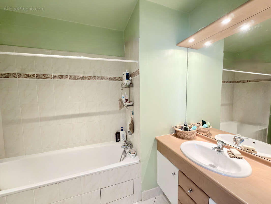 Appartement à SAINT-MAURICE