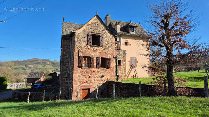 Maison à SAINT-CHRISTOPHE-VALLON