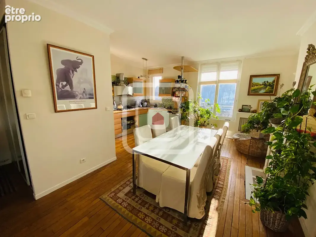 Hyper centre ville, appartement, type 5, 92 m² - photo 2