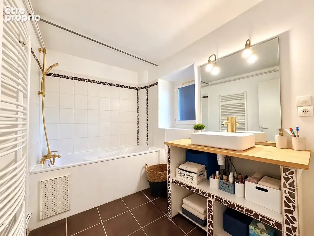 Maison Bully 110 m2 - 3 chambres, Piscine. - photo 12
