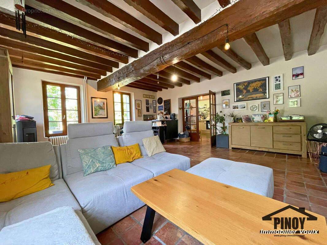 Maison ancienne de plain pied avec potentiel et jardin à Blennes - photo 4