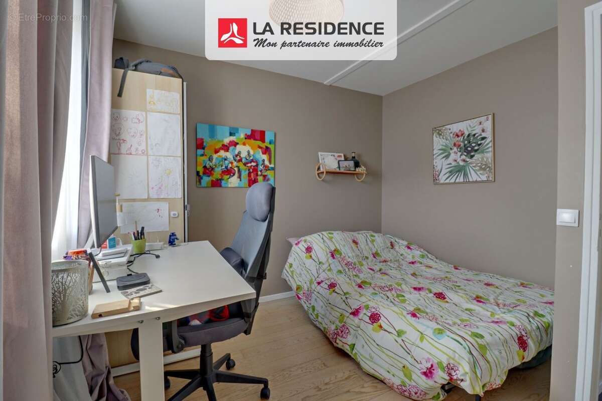 Maison à VERNEUIL-SUR-SEINE