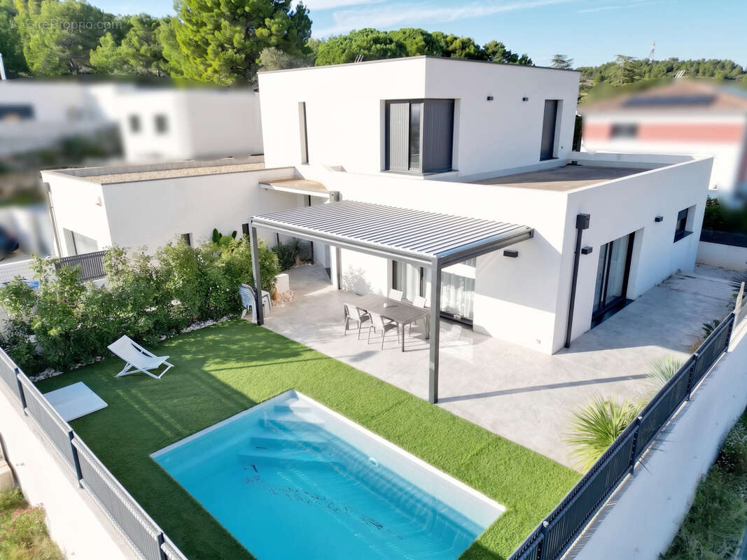 Superbe villa moderne de 207m2 avec garage de 40m2 - photo 2