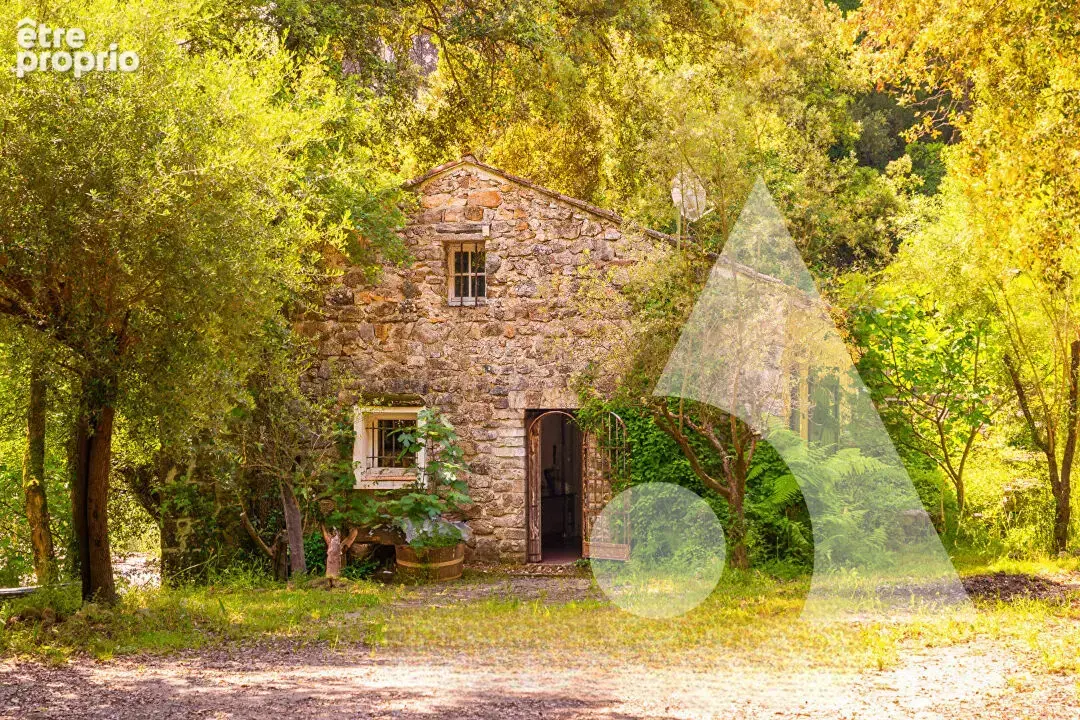 Bastide en pierre sur 1 hectare avec rivière, un lieu unique proche callas - photo 1