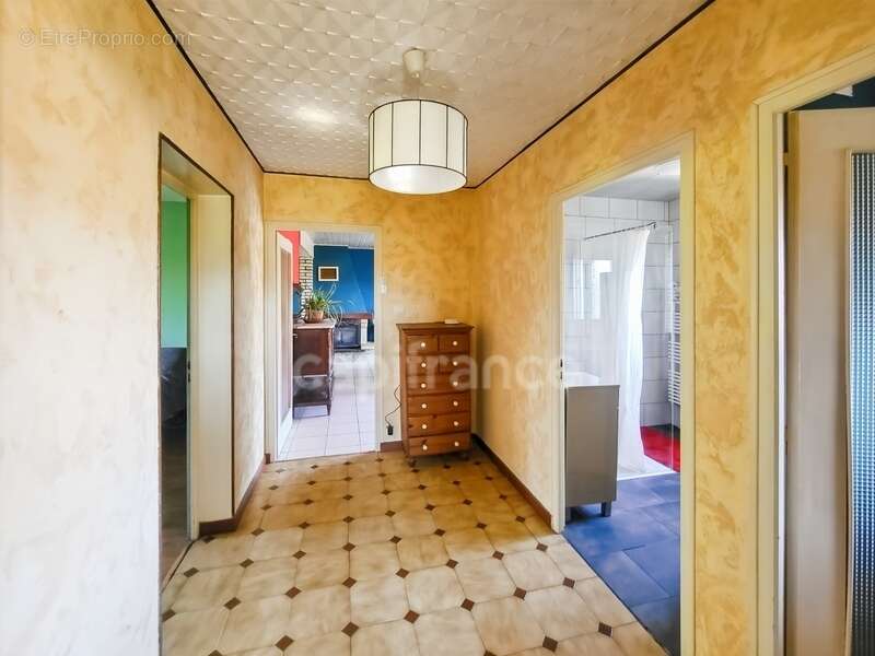 ETEVAUX, Maison sur sous-sol complet – 2 chambres et 1 bureau - photo 9