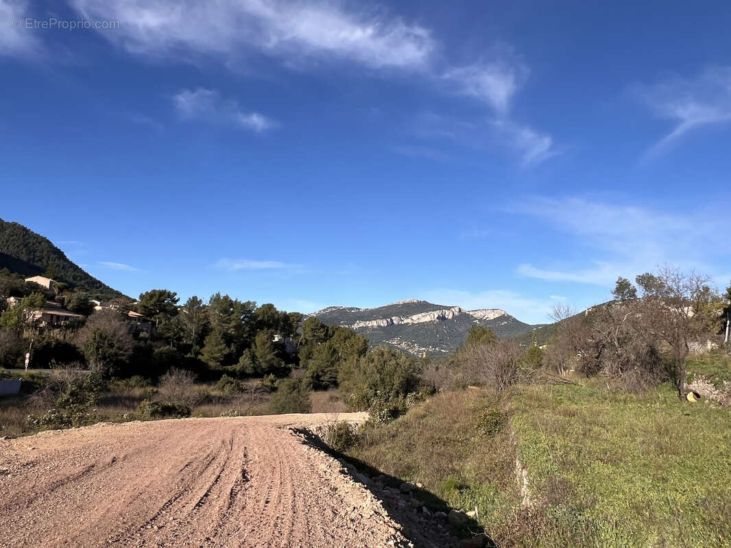 Terrain à LA VALETTE-DU-VAR