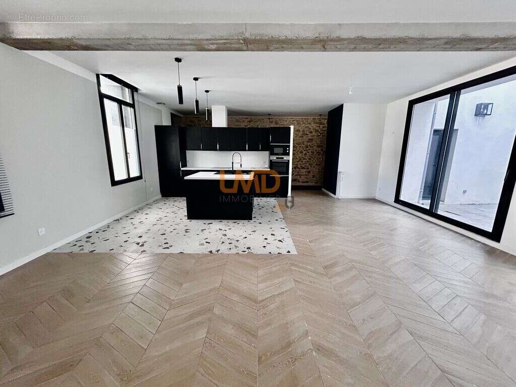 Maison à NIMES
