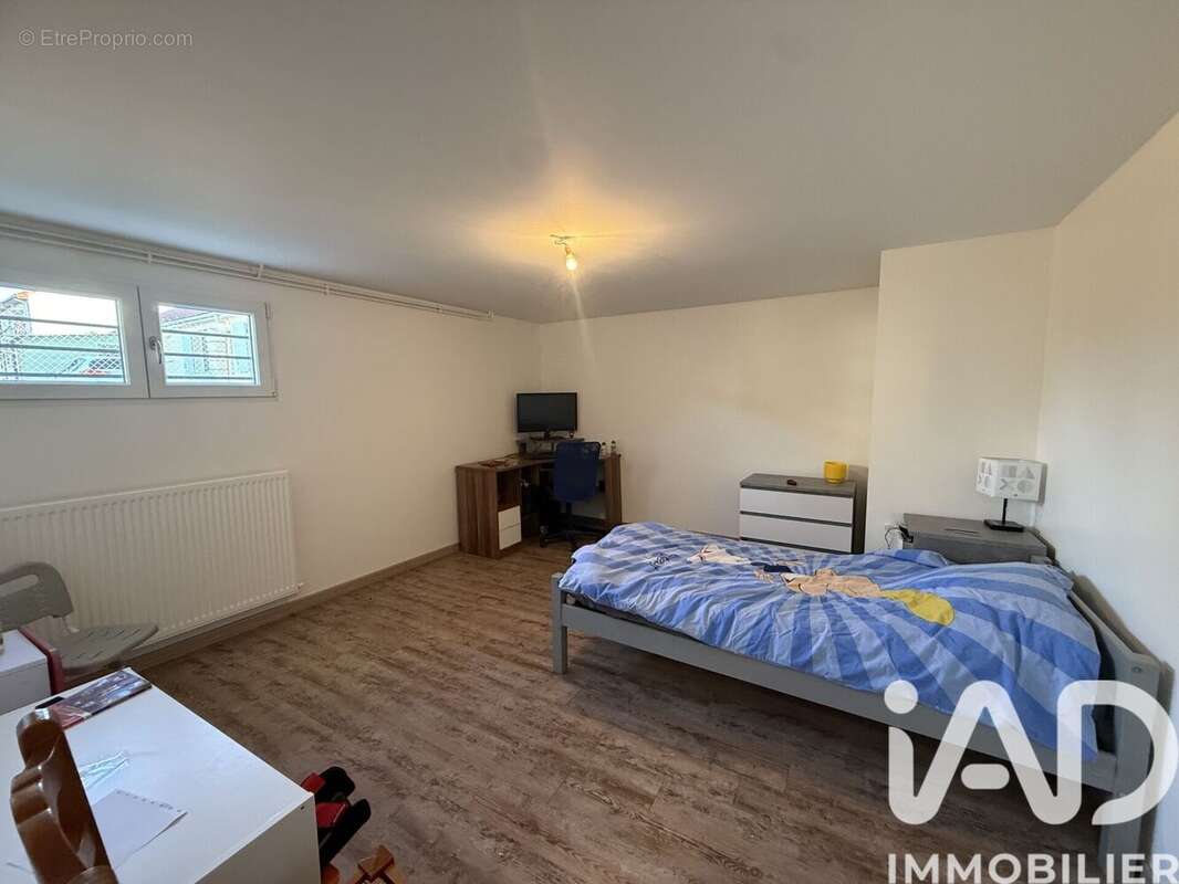 Photo 9 - Maison à JAUNAY-CLAN