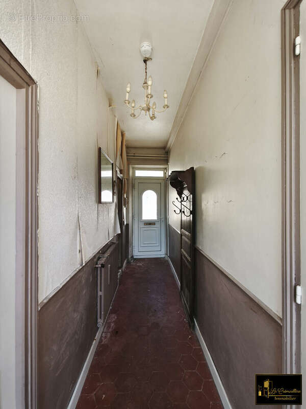 Maison à SAINTE-MESME