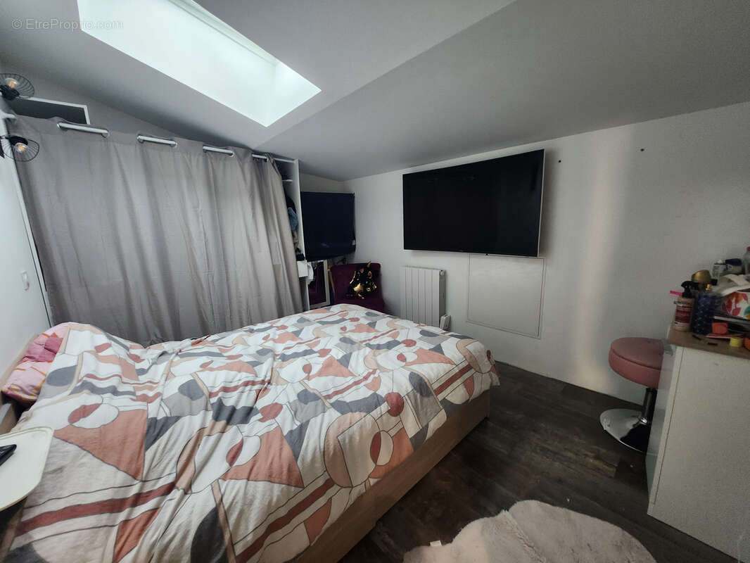 Maison en pierre rénovée avec studio indépendant, piscine et grand garage - photo 17
