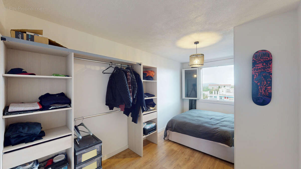 Appartement à SAINTE-FOY-LES-LYON