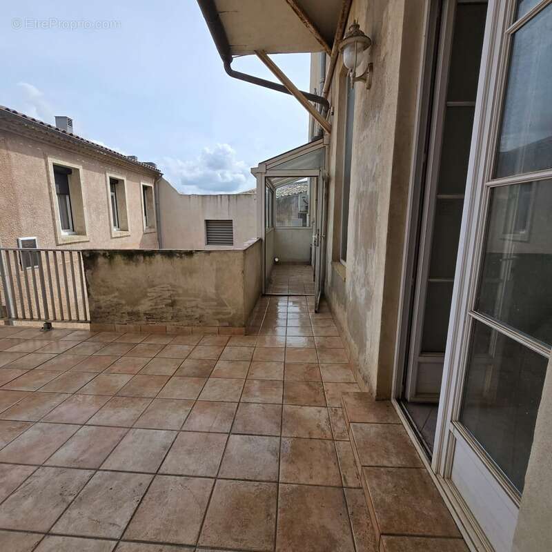 Appartement à LUNEL