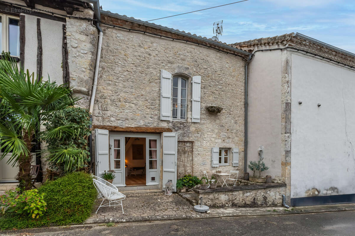 Maison de village - photo 17