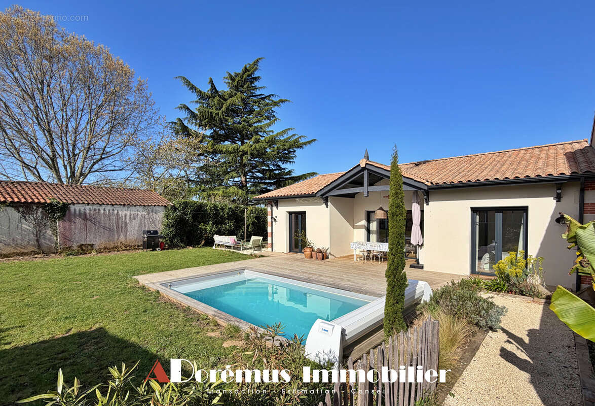 Maison à QUINSAC