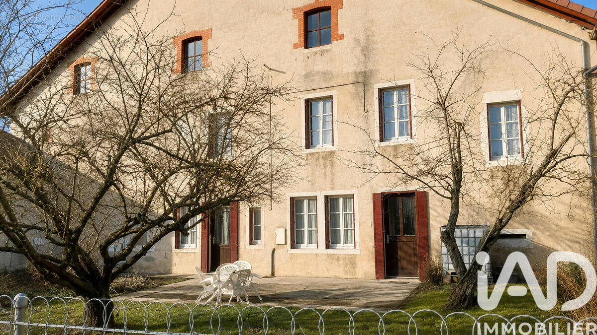 Photo 1 - Maison à THEZILLIEU