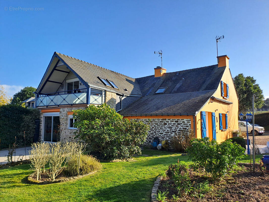 Maison à NIVILLAC