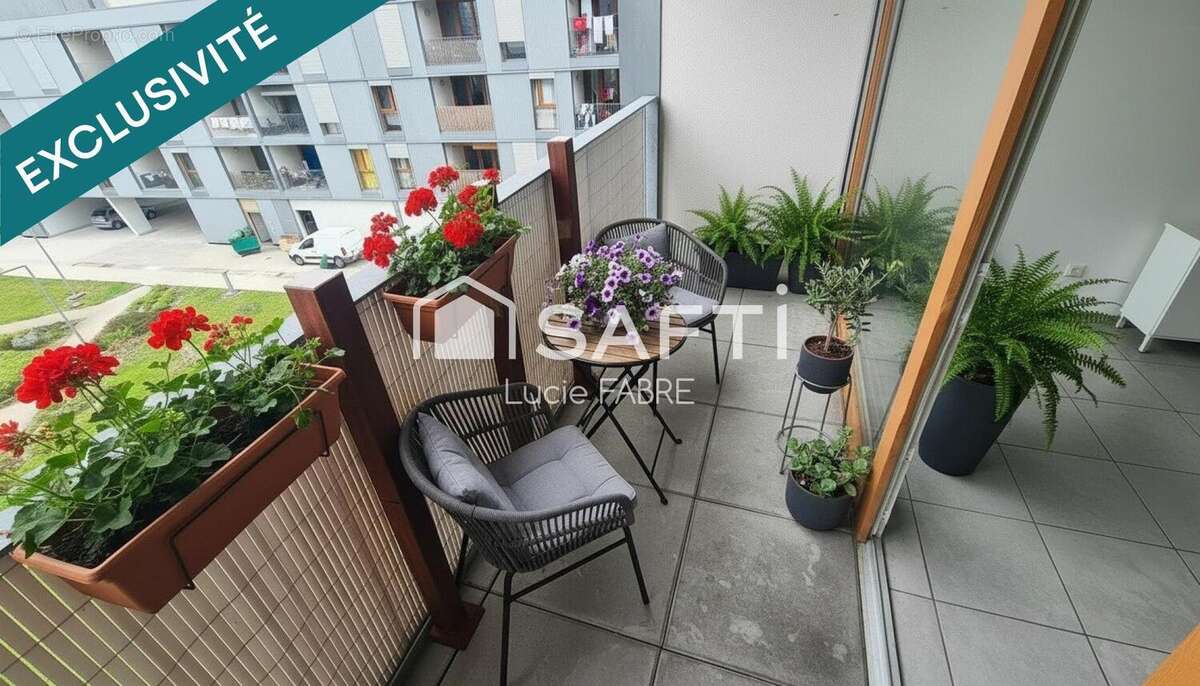 Photo 2 - Appartement à BEAUZELLE