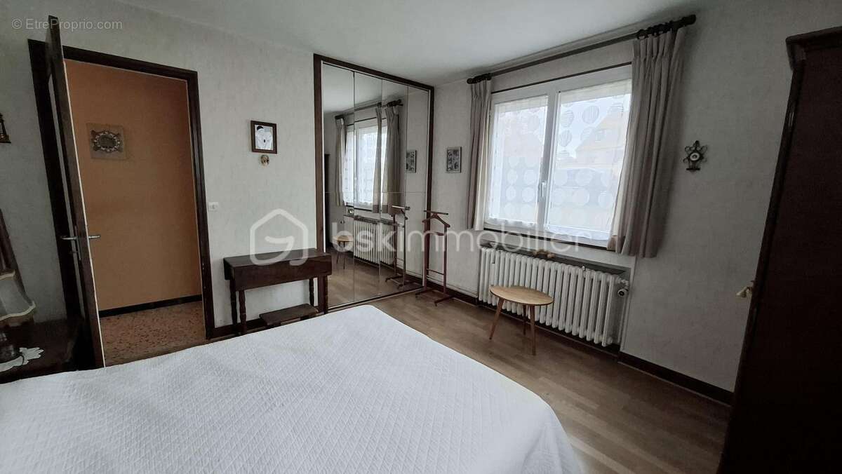 Maison à AUTRUY-SUR-JUINE