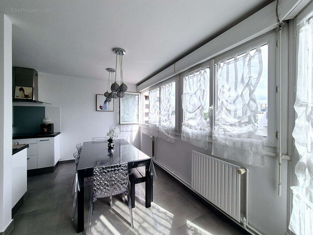 Appartement à BAGNOLET