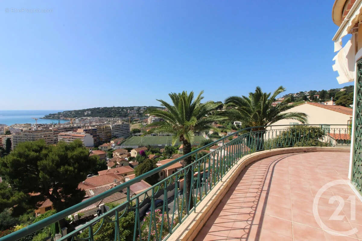 Maison à ROQUEBRUNE-CAP-MARTIN