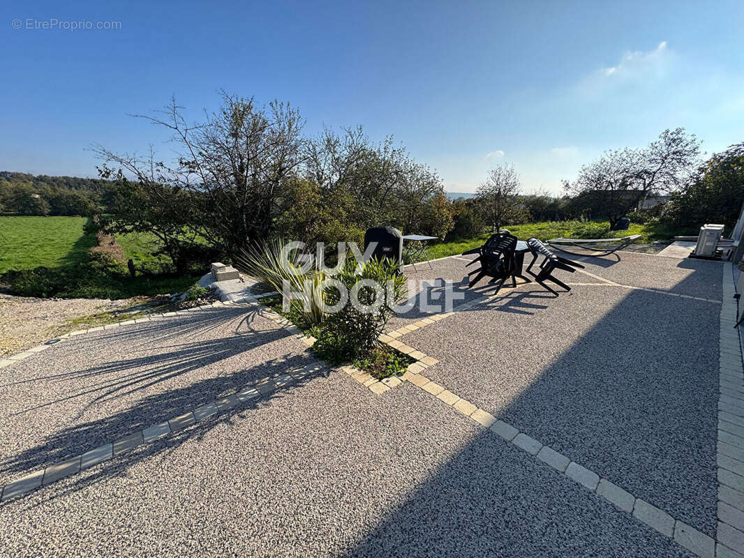 Maison à SAINT-VALLIER