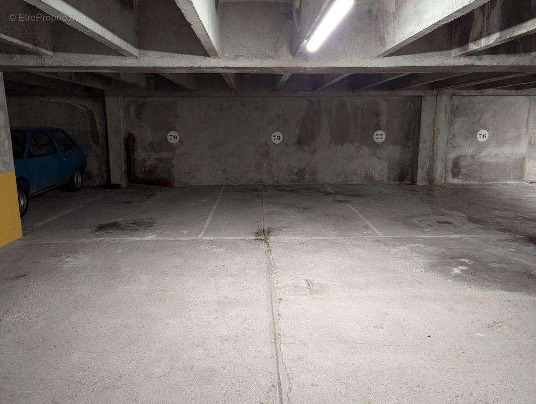 Parking à REIMS