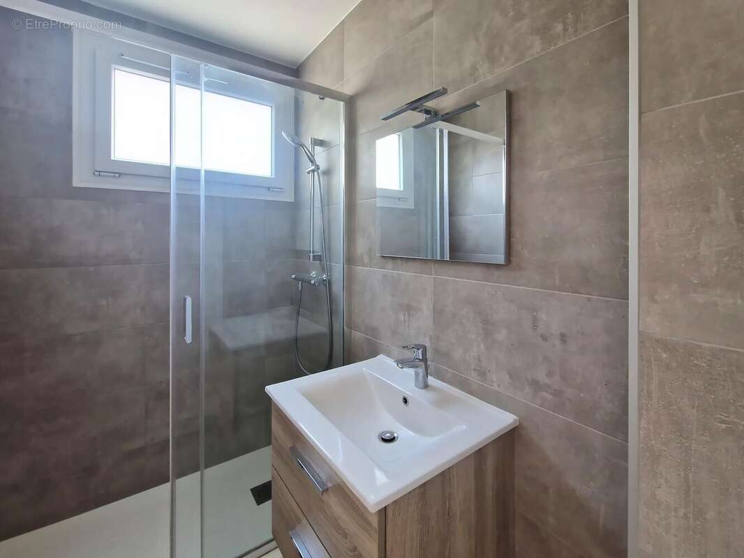 Photo 4 - Appartement à LIVRY-GARGAN