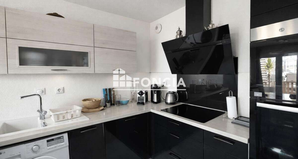 Appartement à MARSEILLE-3E