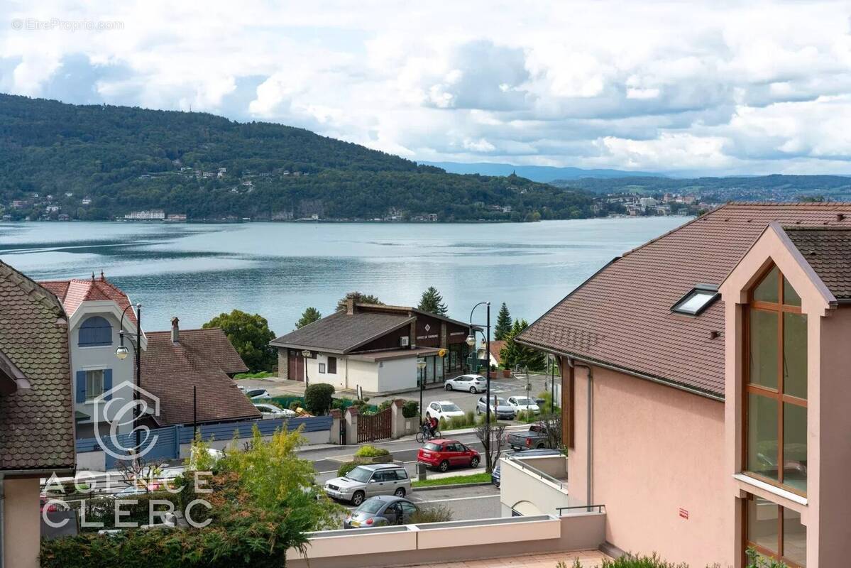 Appartement à VEYRIER-DU-LAC