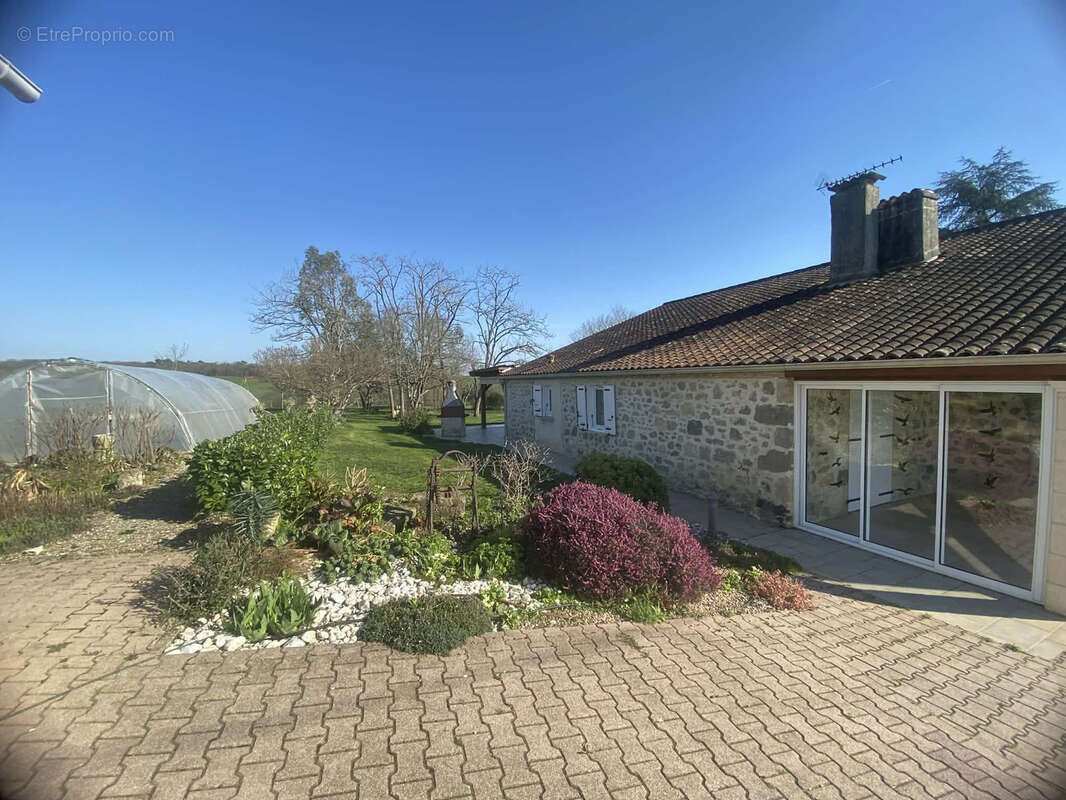 Maison à NERAC