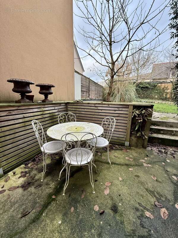 Appartement à MELESSE