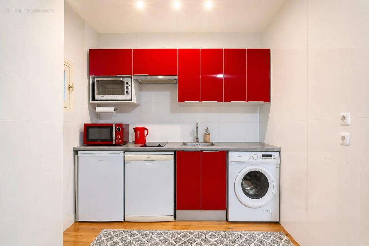 Appartement - 2 pièces - 42 m² - Rue des Écouffes - Paris - photo 4