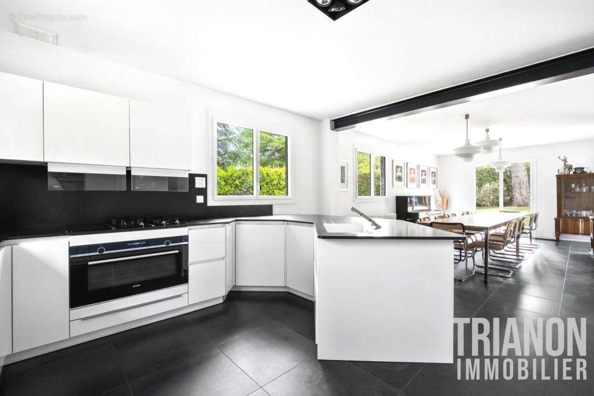 Maison à SAINT-GERMAIN-EN-LAYE