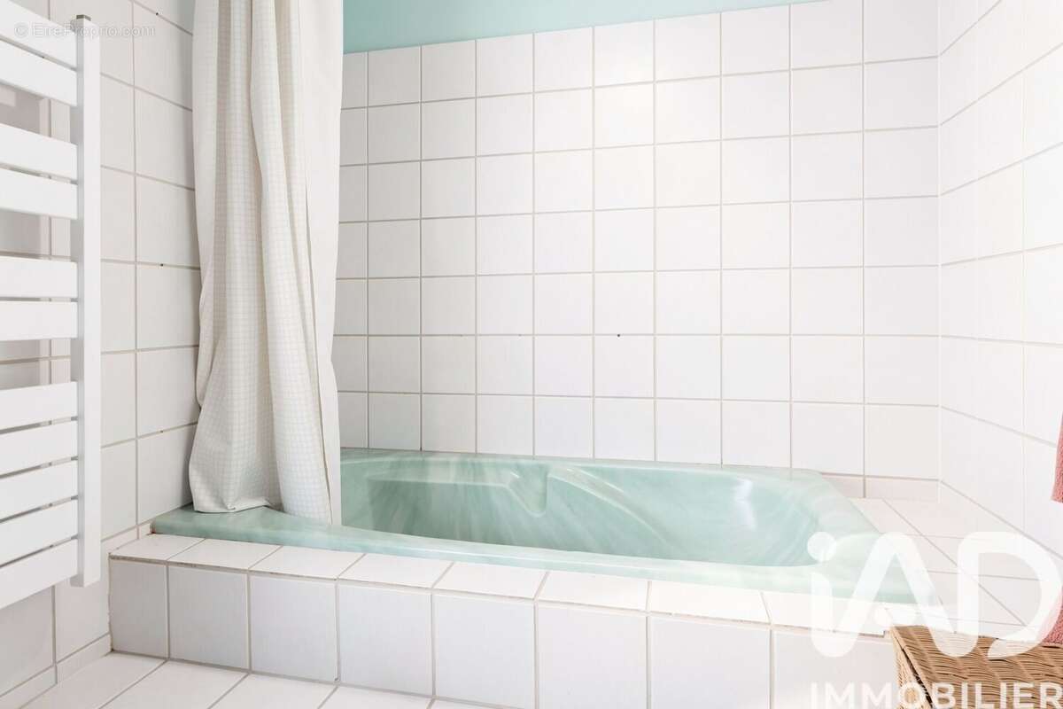 Photo 7 - Maison à LA MOTTE-D'AIGUES