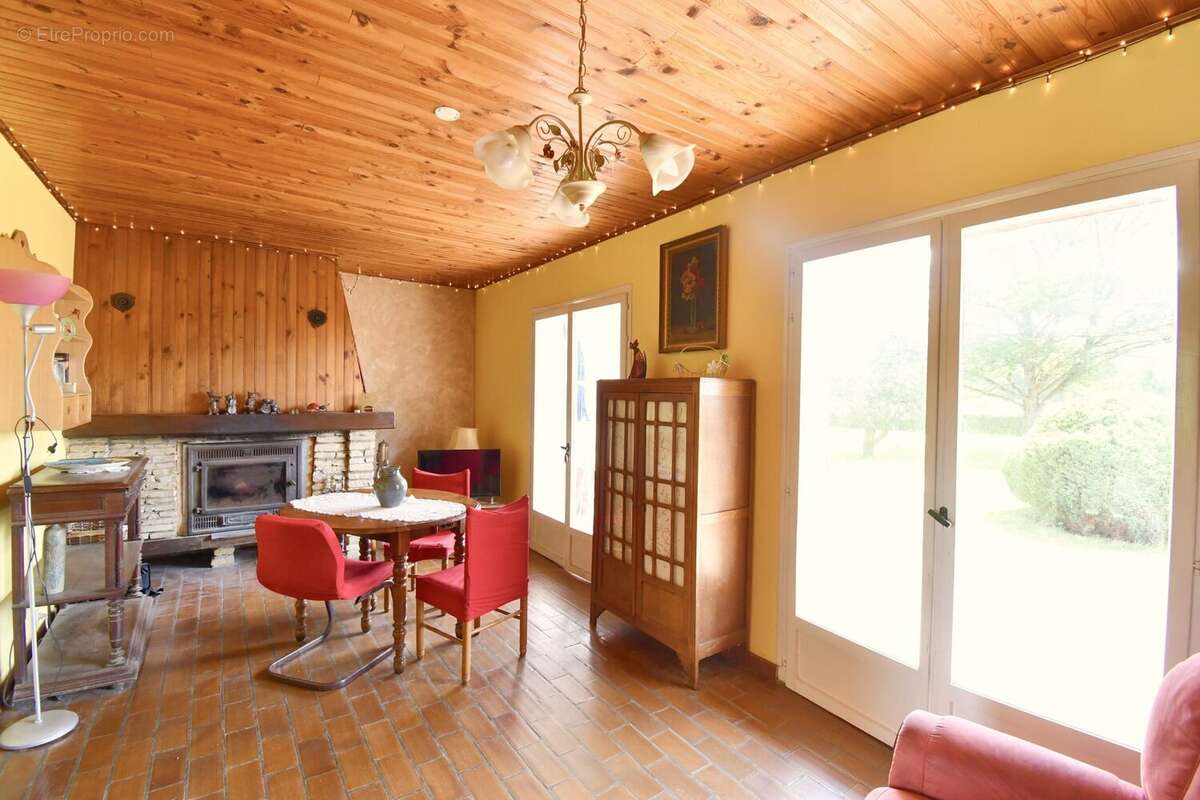 Maison à ALLIGNY-EN-MORVAN