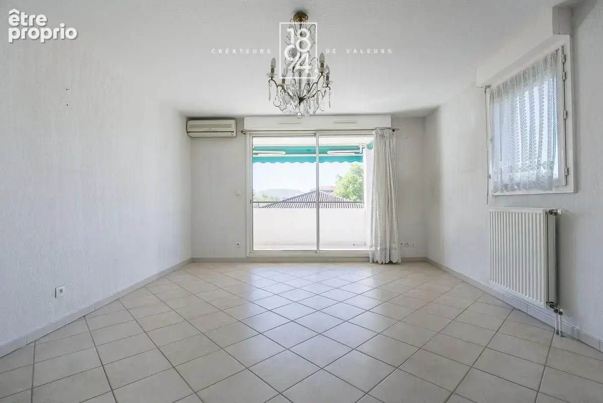Appartement à MARSEILLE-13E