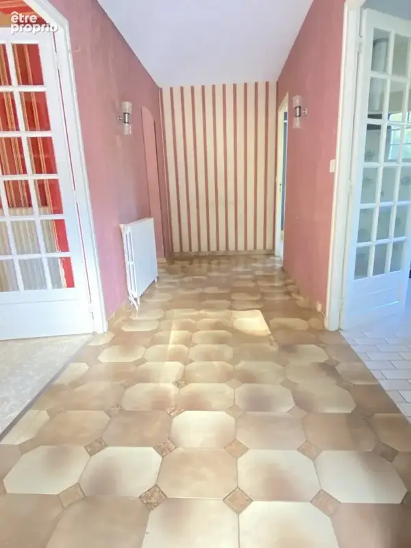 Maison de famille 7 pièces avec terrain arboré - photo 7